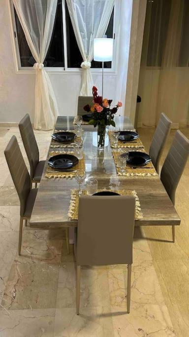 Appartement Haut Standing 3 Chambres Avec Terasse Quartier Gueliz Hivernage A Marrakech I19 Маракеш Екстериор снимка